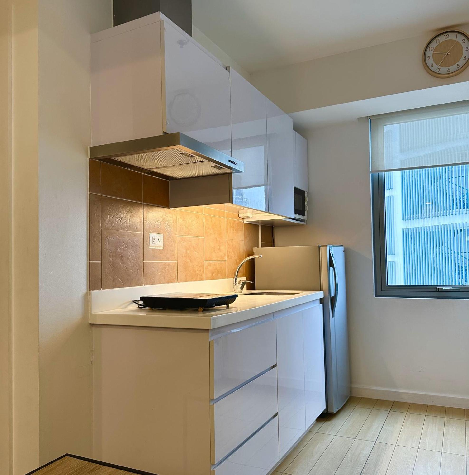 The Bahamas & Maldives Suites At Azure Residences Paranaque 15 Mins Manila Airport T3 Екстериор снимка