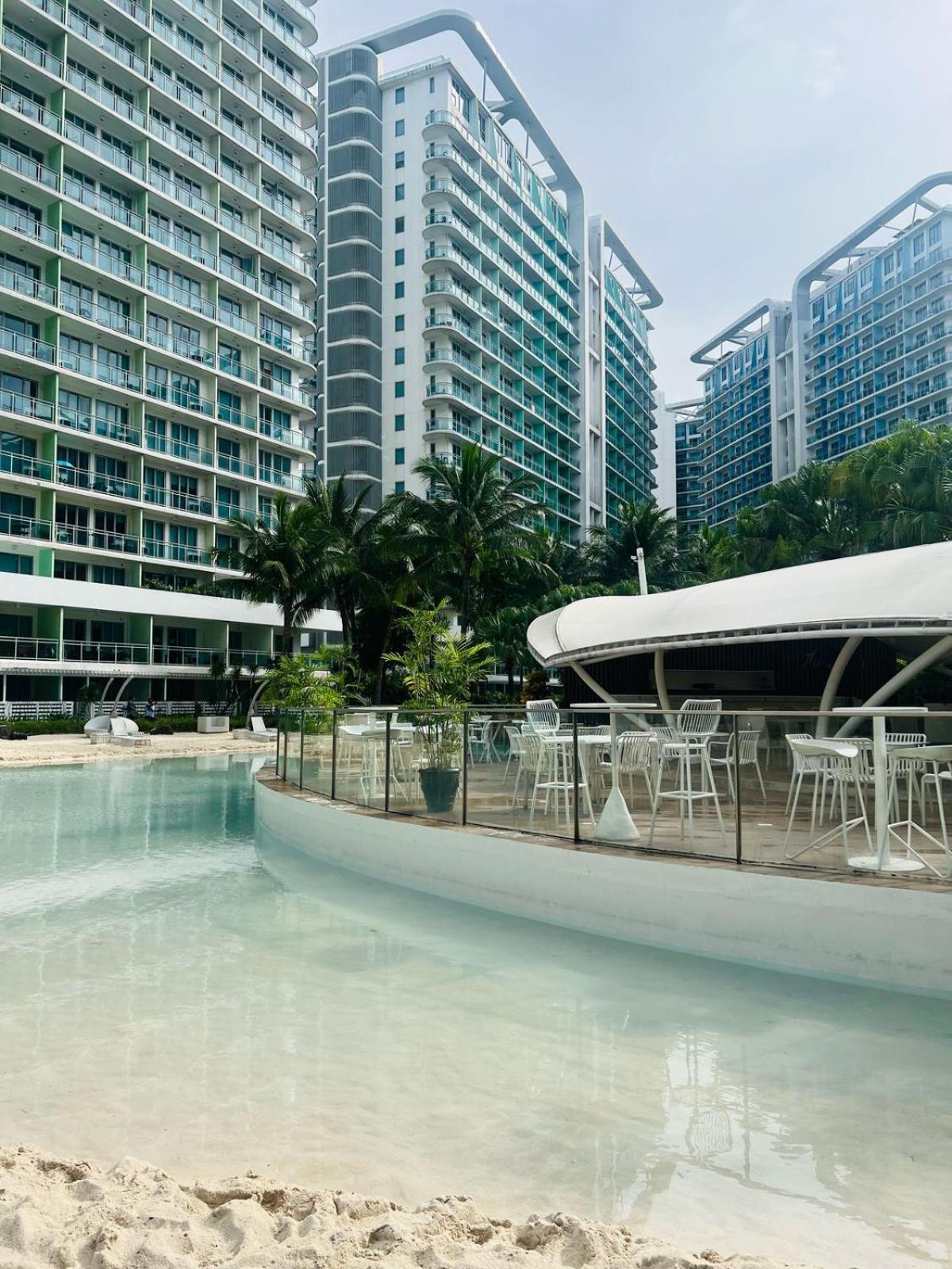 The Bahamas & Maldives Suites At Azure Residences Paranaque 15 Mins Manila Airport T3 Екстериор снимка