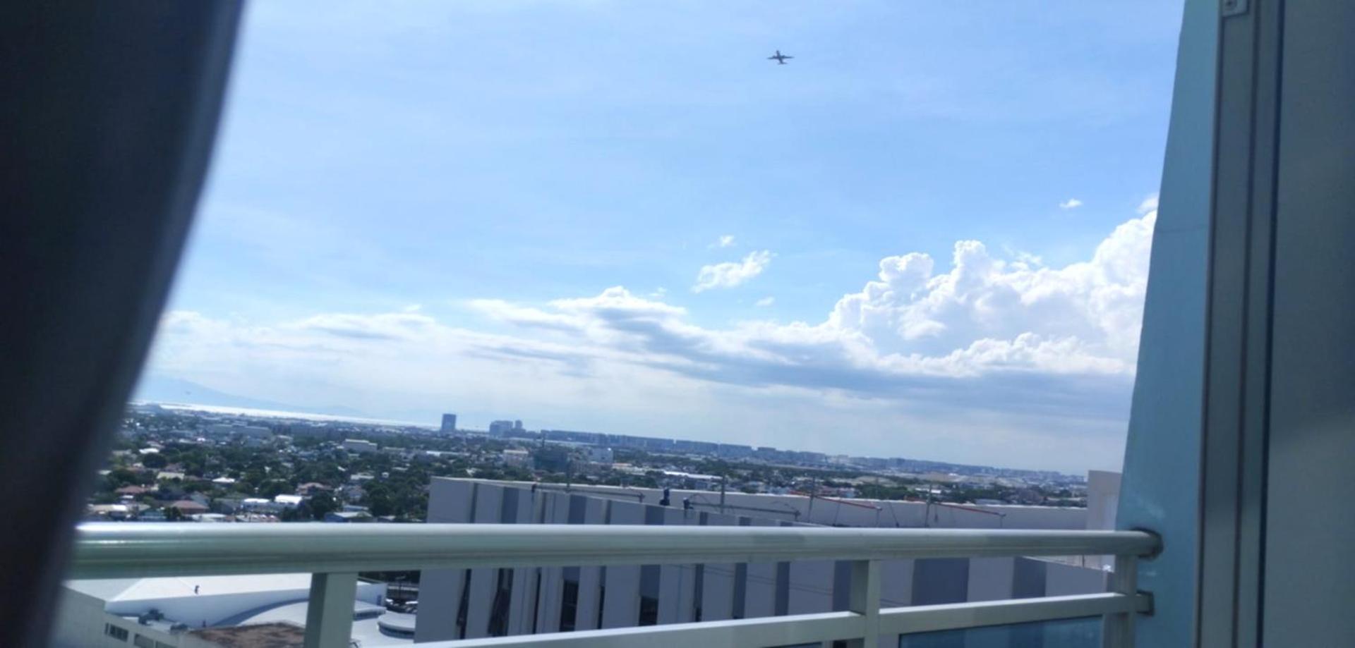 The Bahamas & Maldives Suites At Azure Residences Paranaque 15 Mins Manila Airport T3 Екстериор снимка