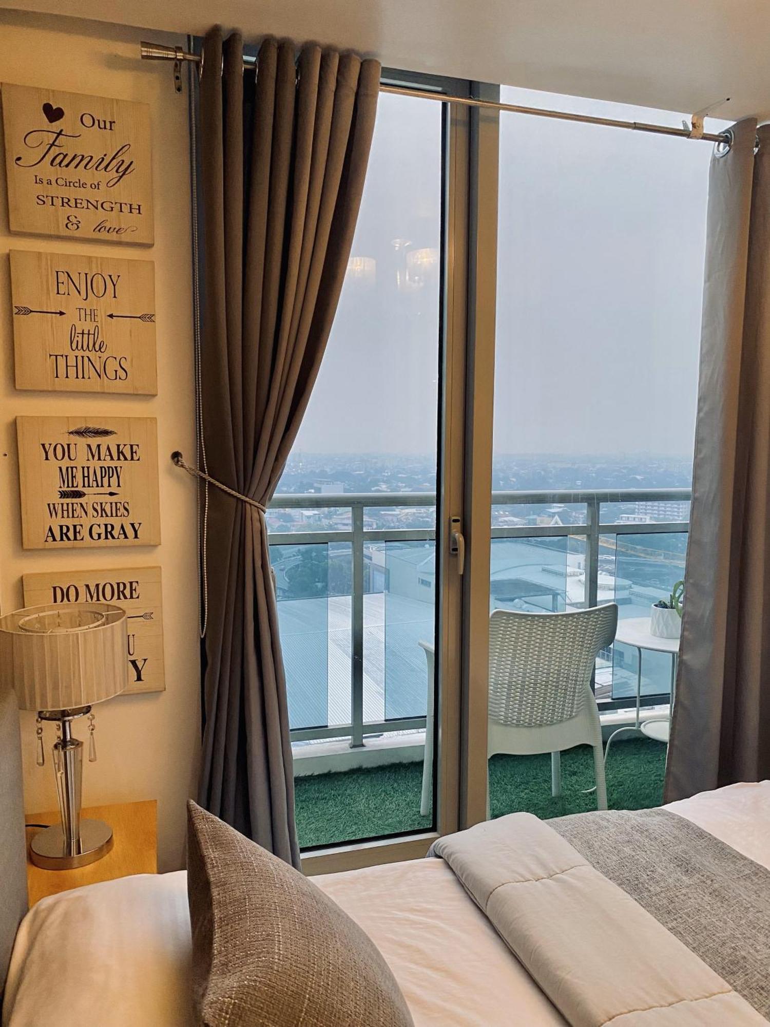 The Bahamas & Maldives Suites At Azure Residences Paranaque 15 Mins Manila Airport T3 Екстериор снимка